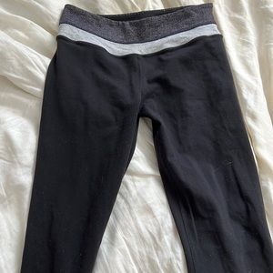 Lulu lemon yoga fare pants reversible